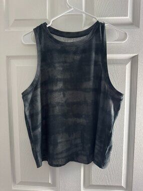 Beyond Yoga Tie Dye Distressed Featherweight Rebalance Tank - size S